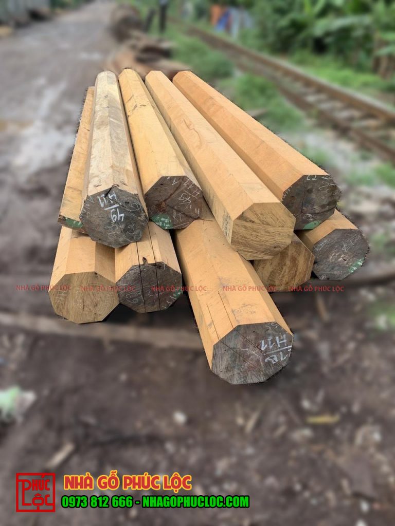 Cây gỗ lim được xẻ thành các cấu kiện nhỏ