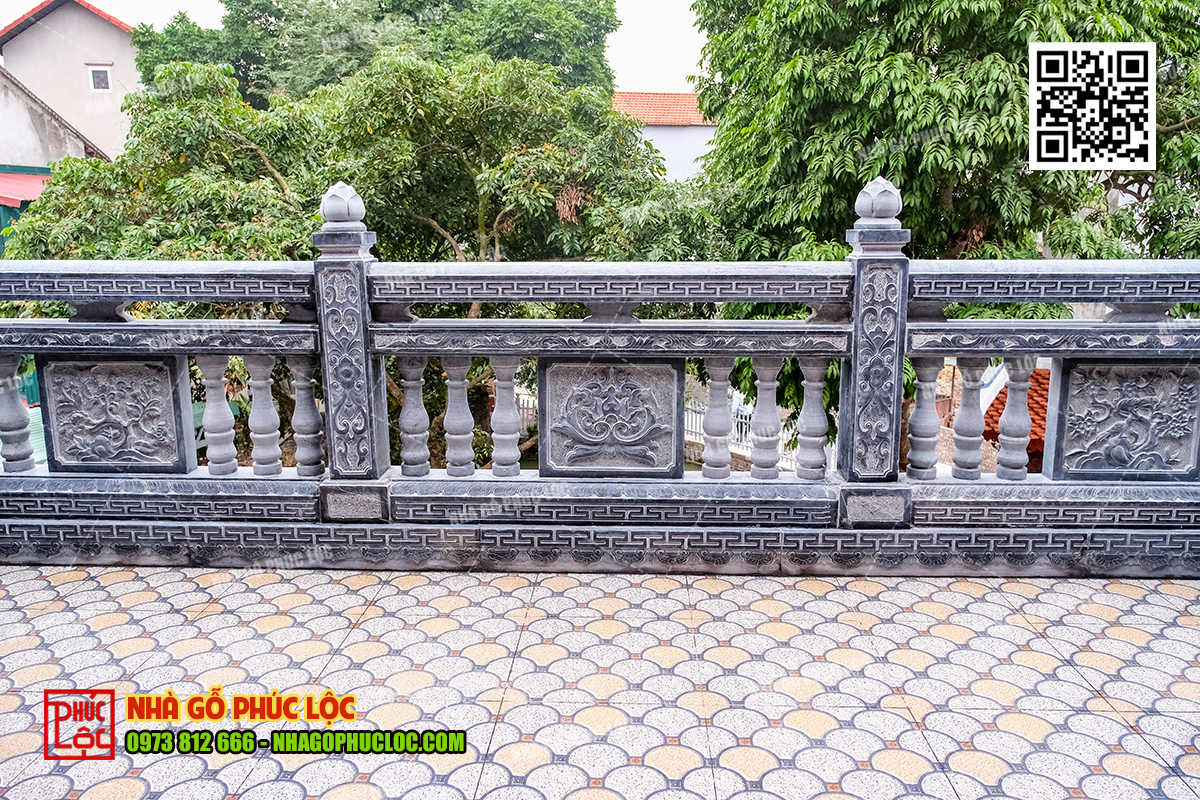 Lan can đảm bảo tính thẩm mỹ cho ngôi nhà gỗ
