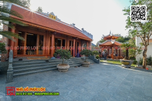 Bố trí sân trước nhà gỗ 3 gian